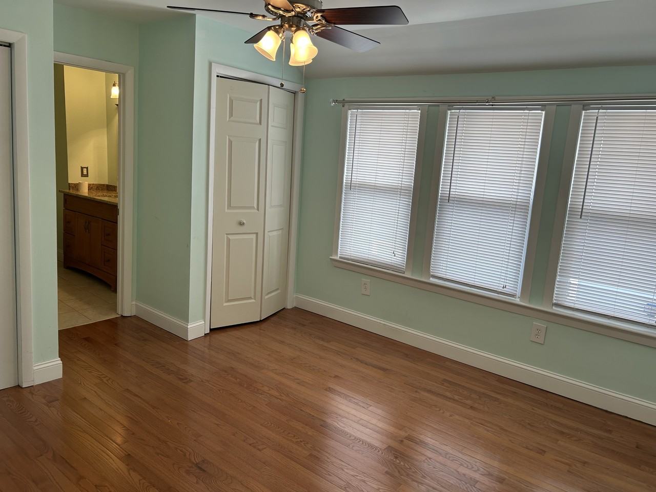 205 N Dorset Ave #2 - Photo 5 of 7