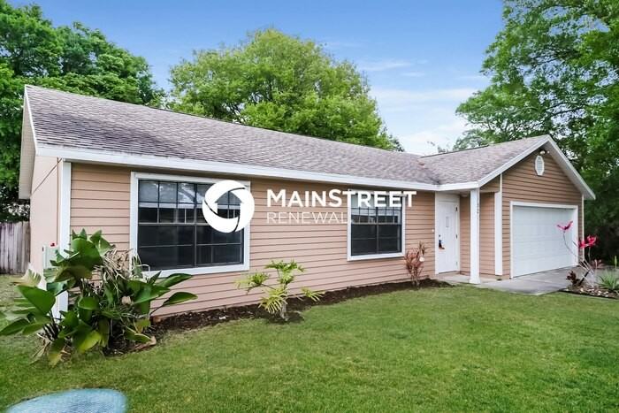 1301 Sw Chase Rd - Photo 3 of 16