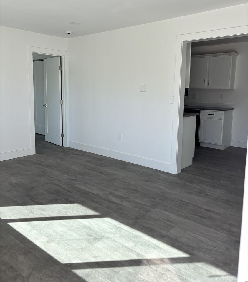 314 S Halcyon Rd #NA - Photo 4 of 17