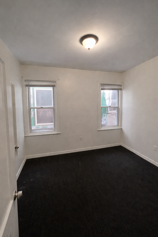 6232 Chestnut St #1 - Photo 7 of 16