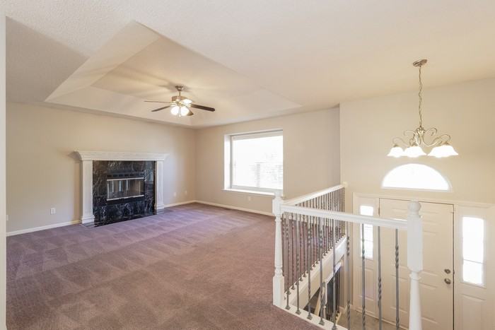 16705 Branson Dr - Photo 4 of 12