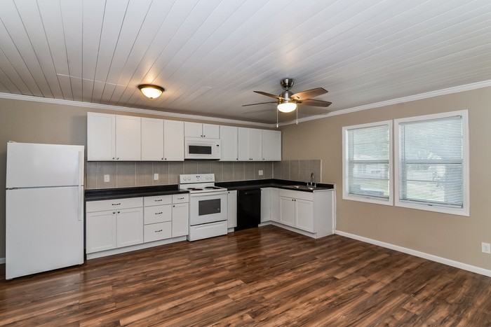 6 Ne Castle Ct - Photo 6 of 12