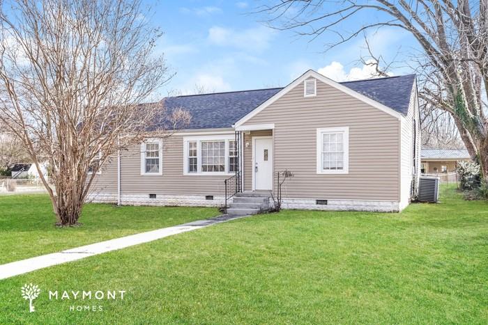 503 Hawkins Ave - Photo 3 of 12