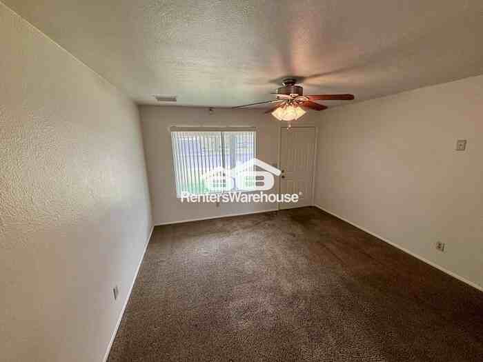 318 N Los Feliz Dr - Photo 4 of 26