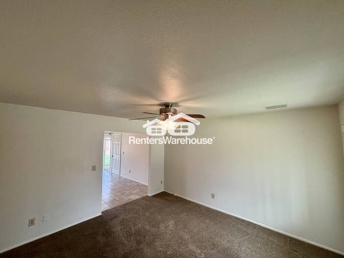 318 N Los Feliz Dr - Photo 5 of 26