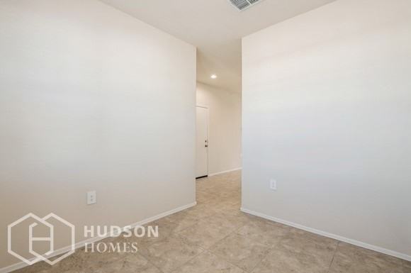 24375 W Wood St - Photo 6 of 31