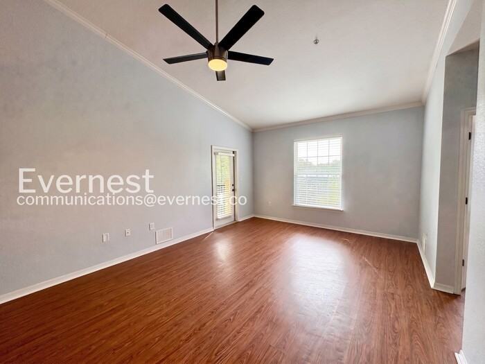 10123 Courtney Palms Blvd #301 - Photo 6 of 21