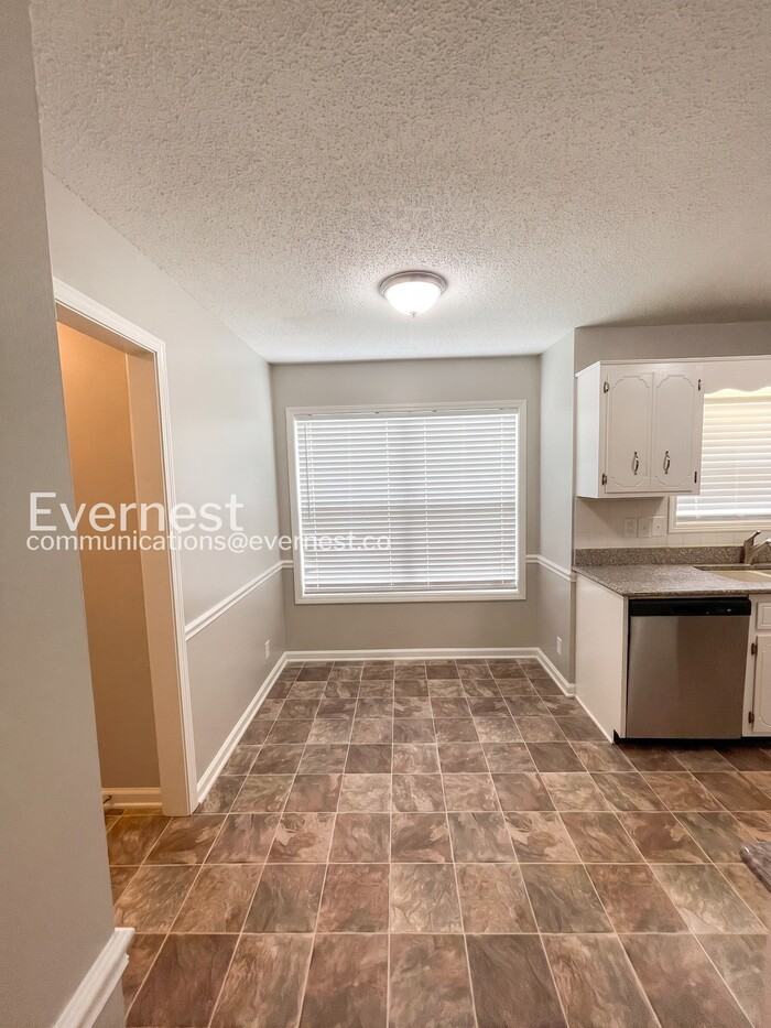 1035 Summerhaven Rd - Photo 6 of 35