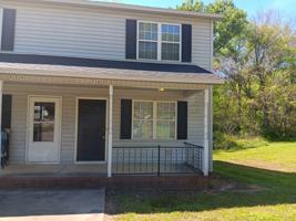 featured image of 743 Treasure Dr Sw