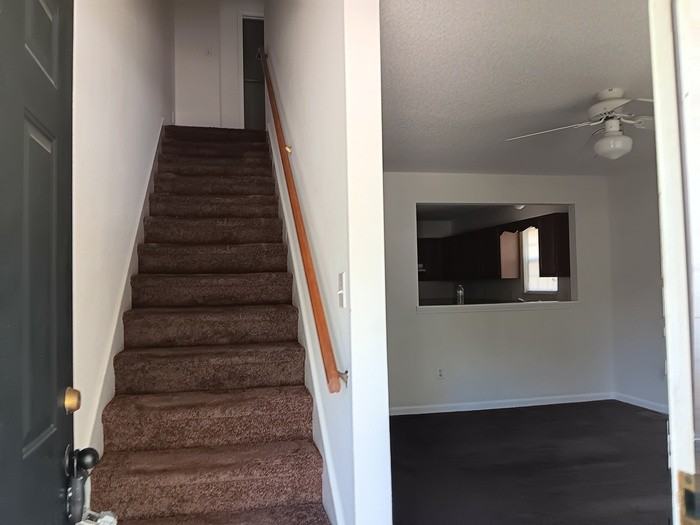 743 Treasure Dr Sw - Photo 4 of 10