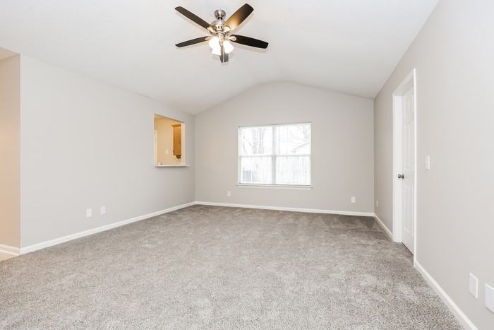 515 Cedar Park Cir - Photo 4 of 16