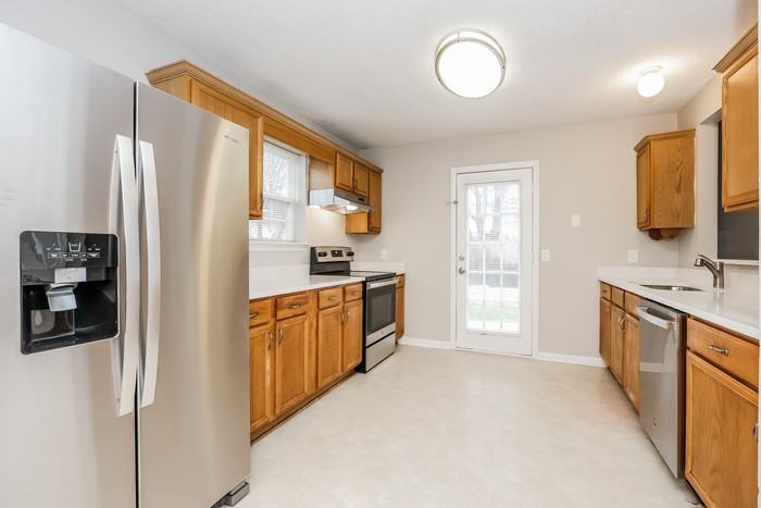 515 Cedar Park Cir - Photo 7 of 16