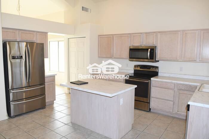 1128 N Sunnyvale Ave - Photo 7 of 20