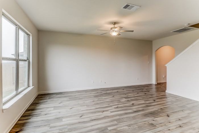 240 Micah Ln - Photo 3 of 15