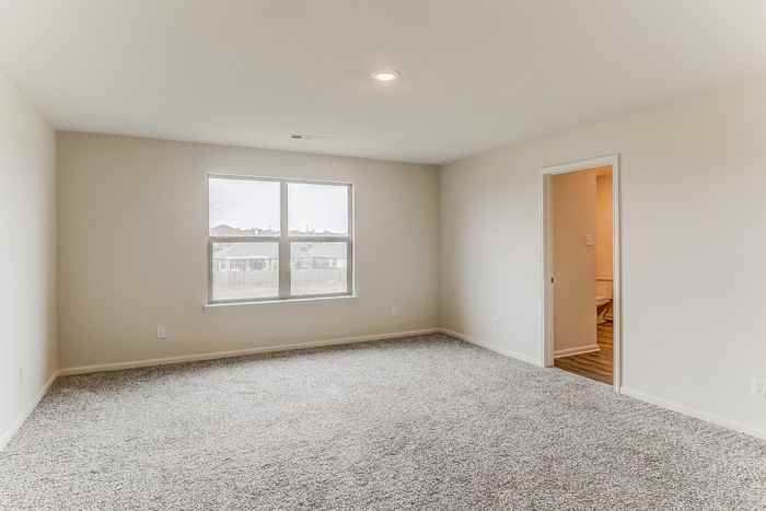 240 Micah Ln - Photo 7 of 15