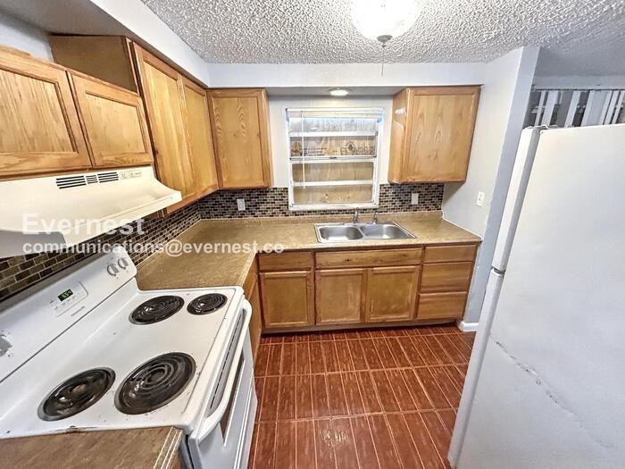 13000 120th St - Photo 3 of 23