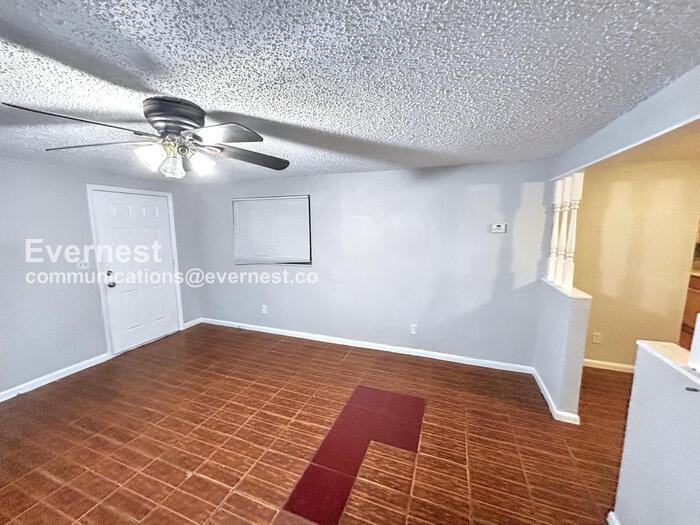 13000 120th St - Photo 6 of 23