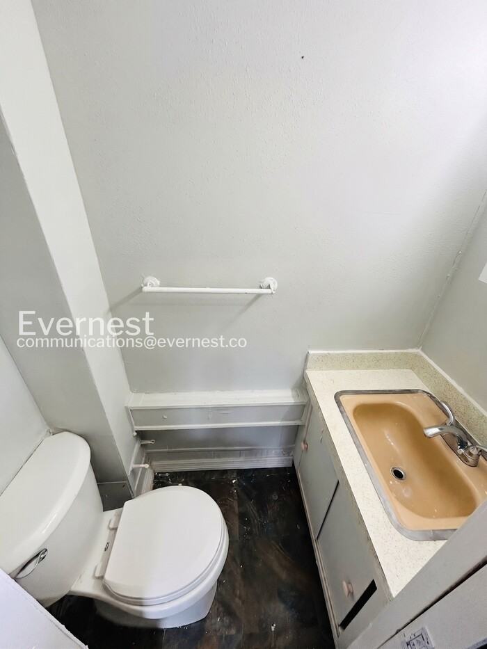 2133 Melody Dr - Photo 7 of 24