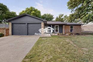 216 Laura Dr - Photo 1 of 1