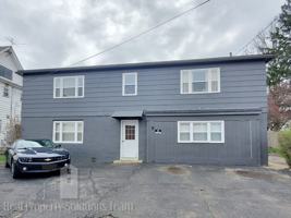 featured image of 5 N Walnut St #F