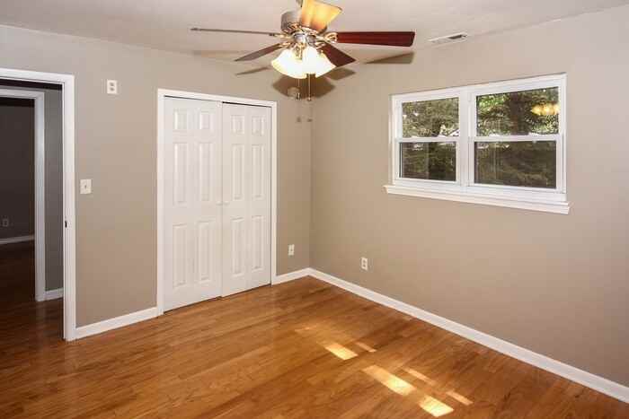 6405 Kellum Dr - Photo 6 of 11