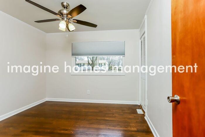 1117 Burgundy Ln - Photo 6 of 15