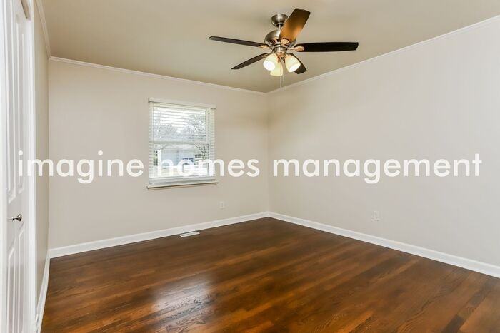 1117 Burgundy Ln - Photo 7 of 15