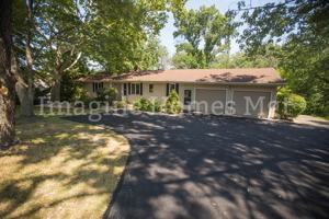 featured image of 5095 Som Center Rd