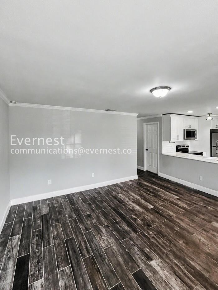 1885 Shore Acres Blvd Ne - Photo 7 of 36