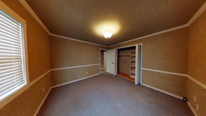 811 6th Ave Nw - Photo 7 of 13