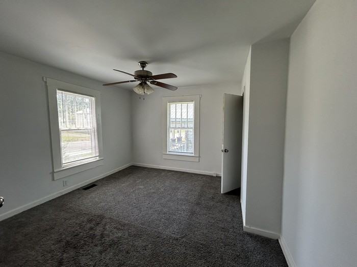 Garrison Ave Sw - Photo 5 of 22