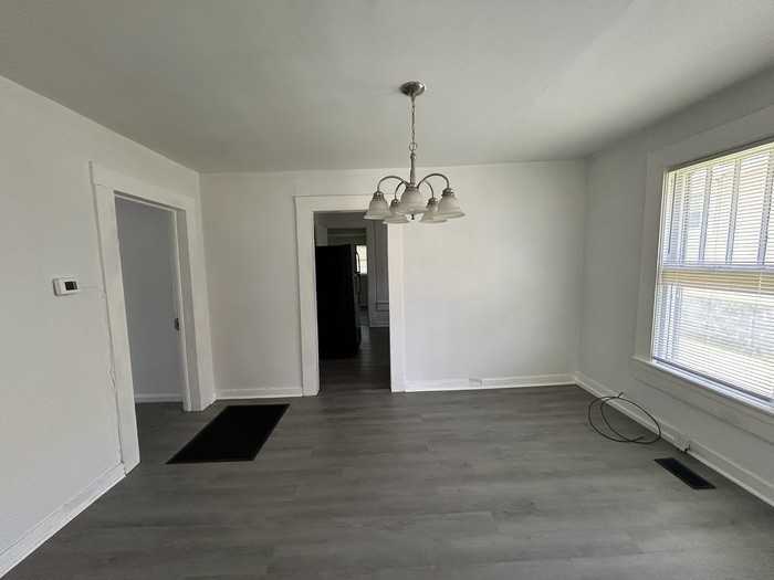 Garrison Ave Sw - Photo 7 of 22