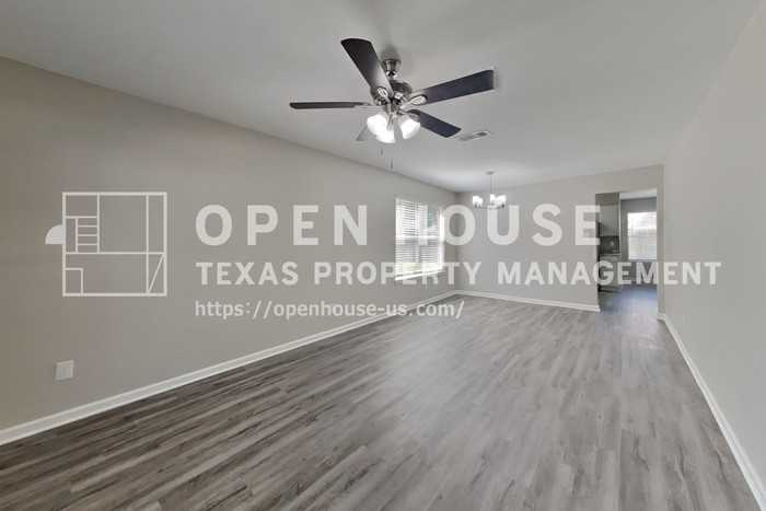 21469 Towerguard Dr - Photo 5 of 25