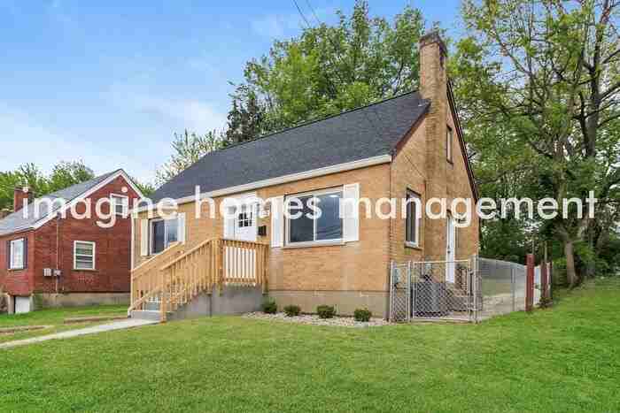 563 Greenwell Ave - Photo 3 of 16