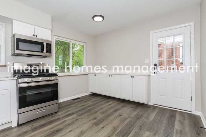 563 Greenwell Ave - Photo 7 of 16