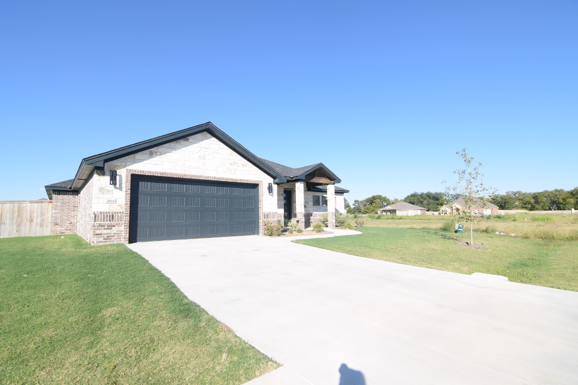 3866 Green Tree Loop #NA - Photo 2 of 30