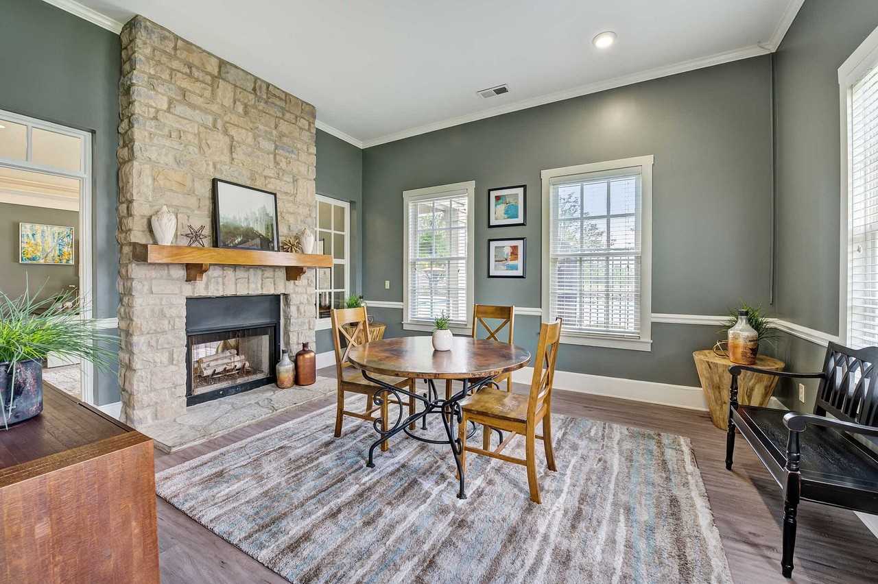 Alexander Court - Photo 3 of 39