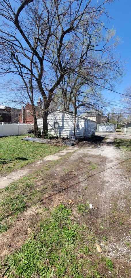 Bodine Properties - Terre Haute - Photo 5 of 5