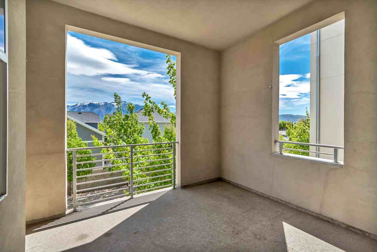 11078 S Kyson Rd - Photo 7 of 23