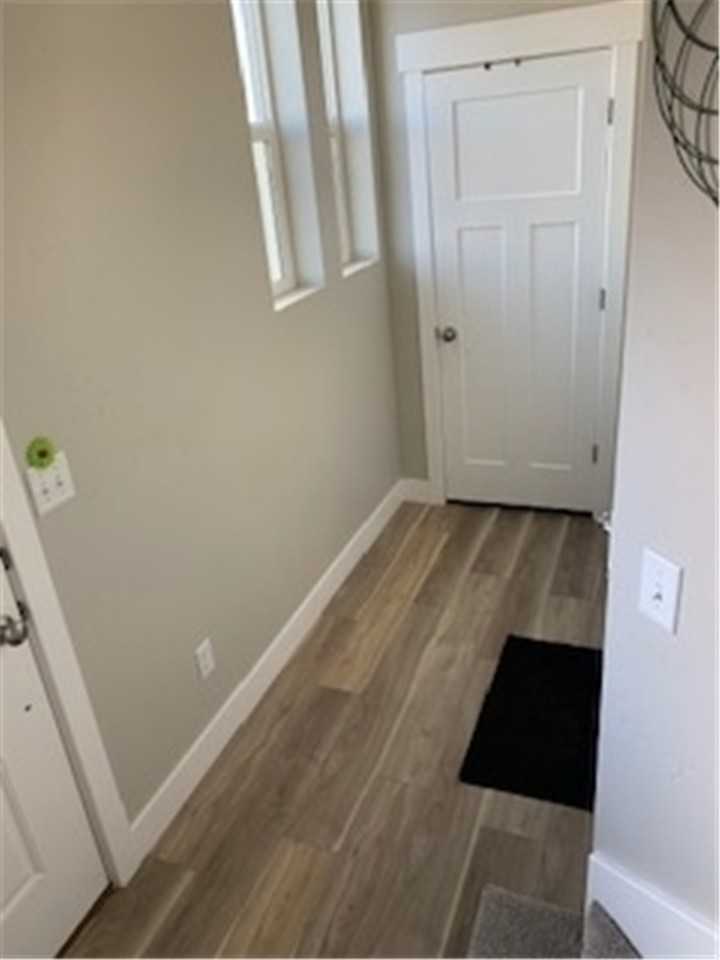 887 Se - Photo 5 of 31