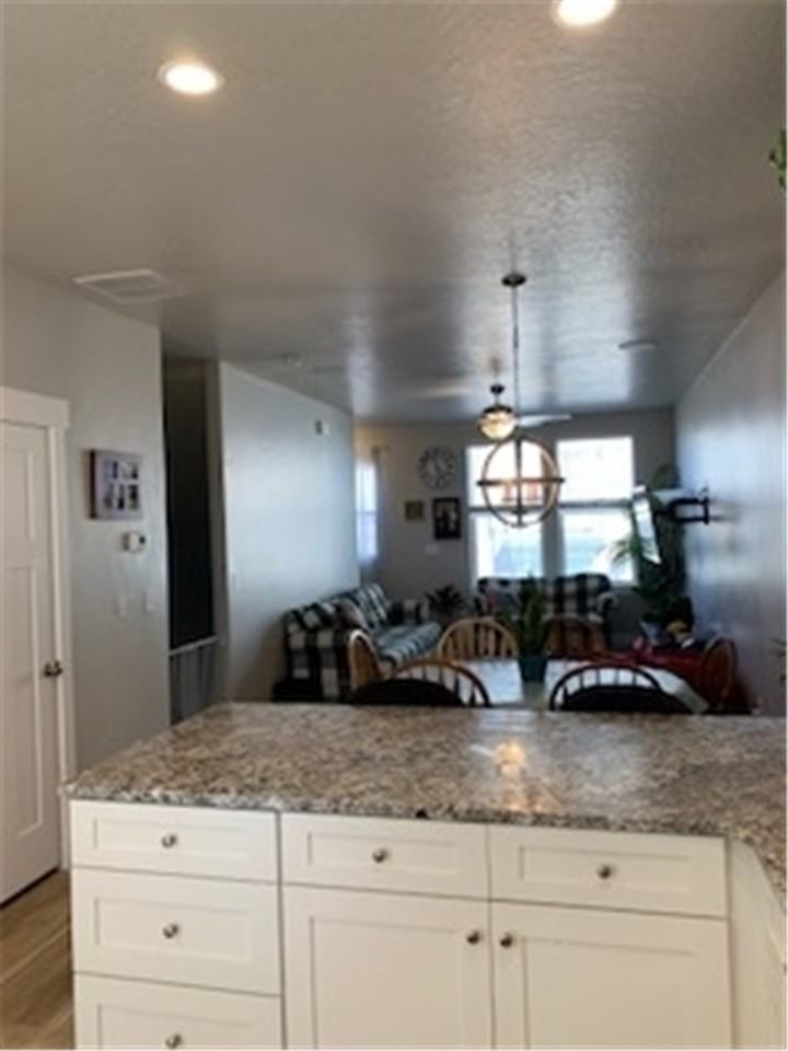 887 Se - Photo 7 of 31