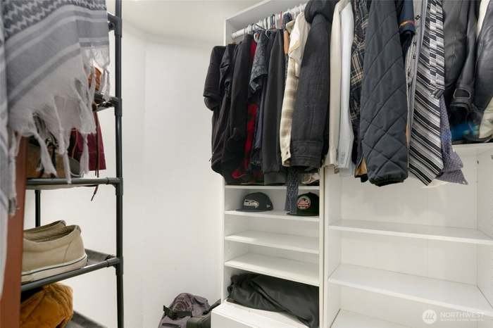 8215 1st Street Southeast - Photo 7 of 15