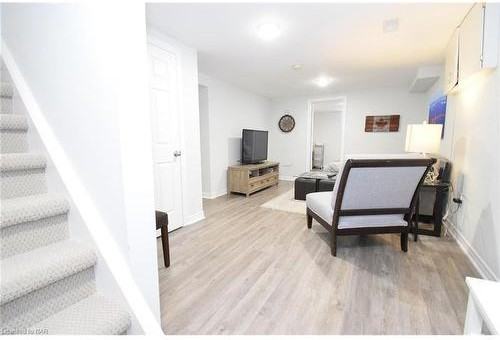 38 Chalmers St - Photo 2 of 11