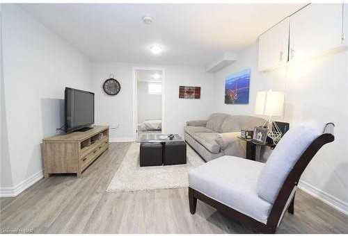 38 Chalmers St - Photo 3 of 11