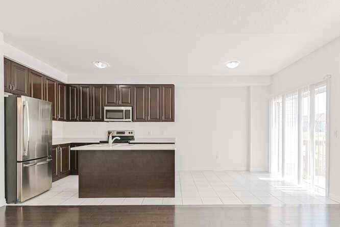 4047 Maitland St - Photo 5 of 47