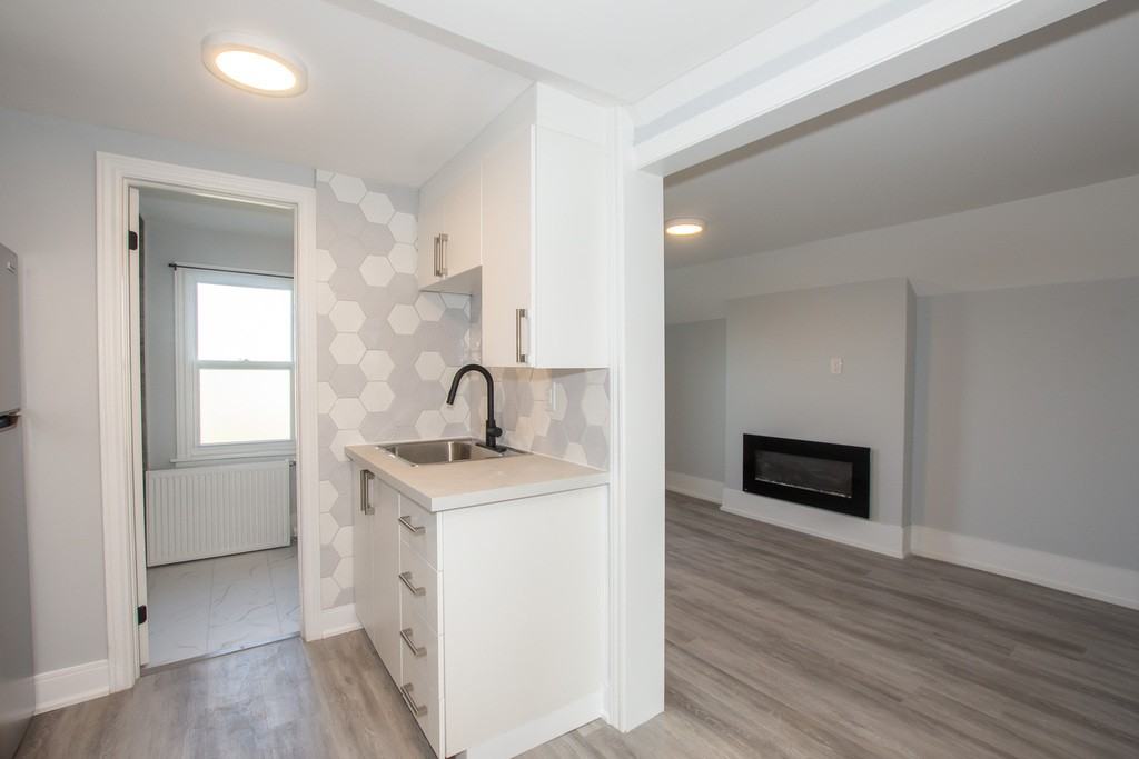 20 Patsy Ave - Photo 5 of 13