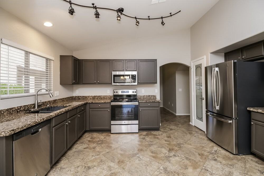 31318 N Shale Dr - Photo 6 of 16