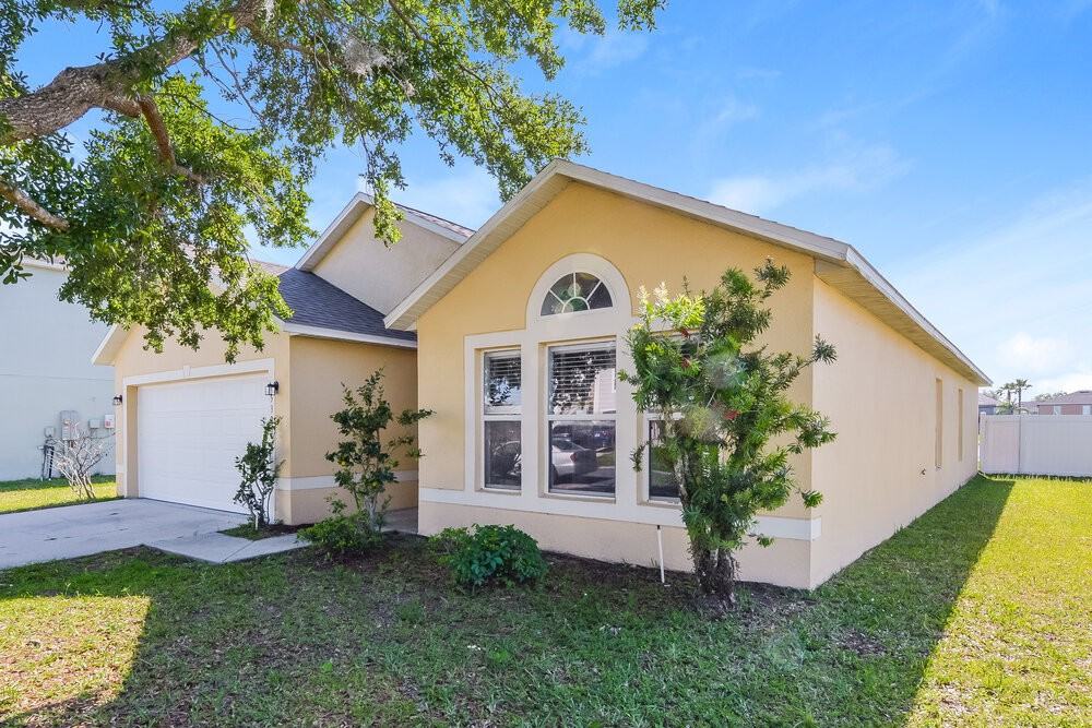 5300 Sunset Canyon Dr - Photo 3 of 16