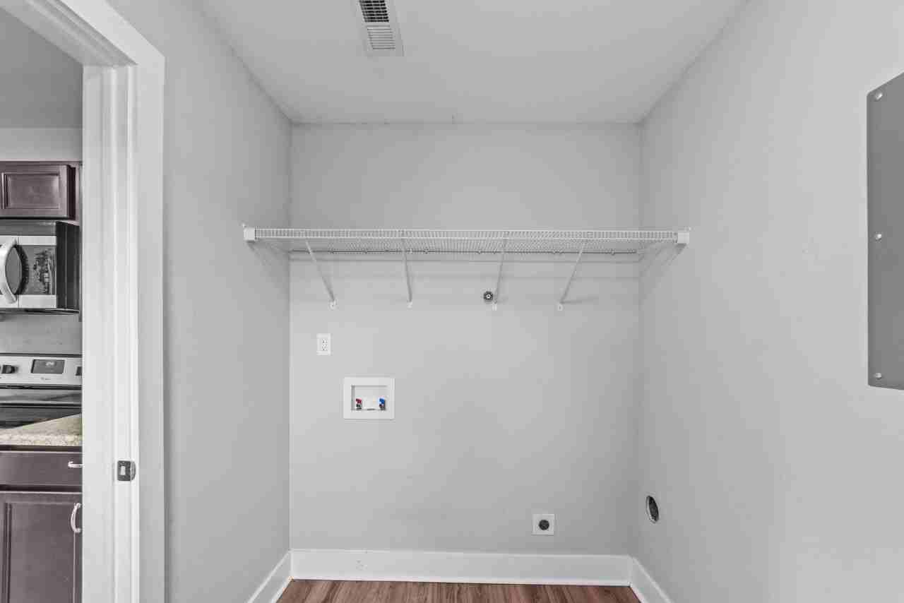 380 Thad Little Road - Photo 7 of 10