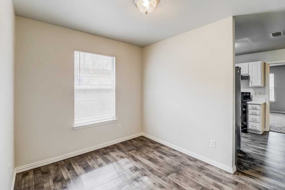 13718 Vida Ln - Photo 5 of 16